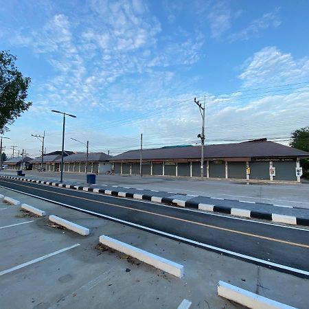 Chuanchom Resort Phatthalung Buitenkant foto