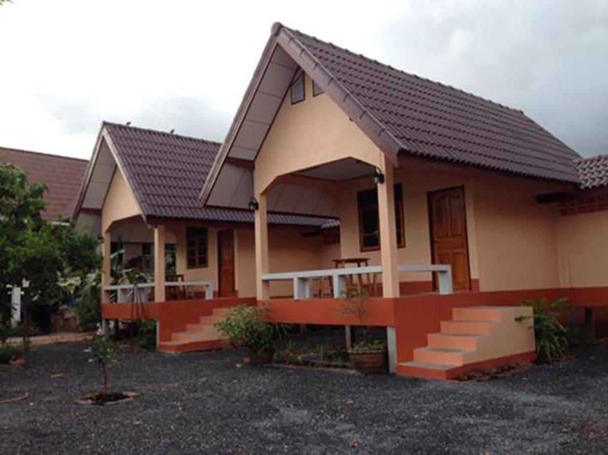 Chuanchom Resort Phatthalung Buitenkant foto