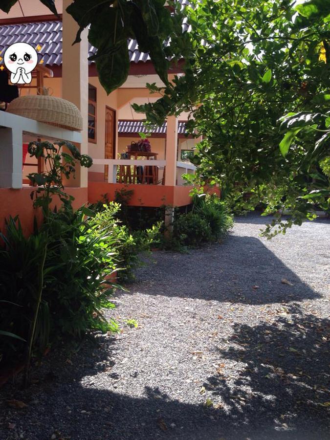 Chuanchom Resort Phatthalung Buitenkant foto